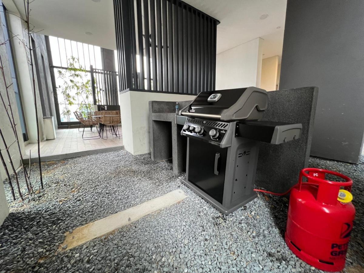 Lucentia Residence Bbcc Lalaport At Kuala Lumpur By Luxe Home Exterior photo